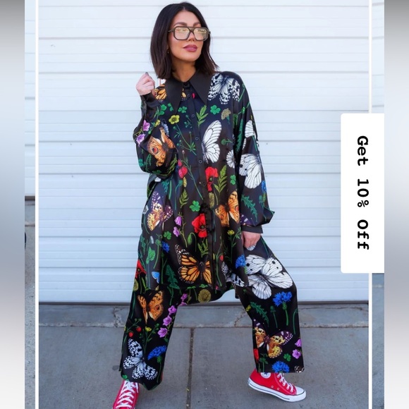 Dressed in Lala Folklore Florals Playsuit - Picture 9 of 9